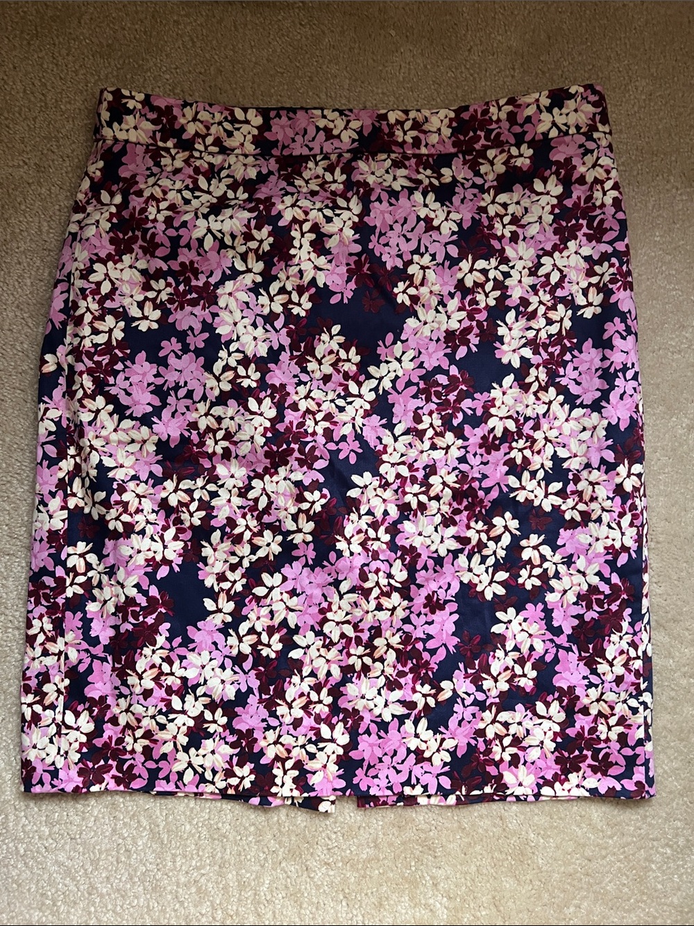 J. Crew Navy Pencil Skirt with Lavender Pink and Cream Floral Pattern Size 6